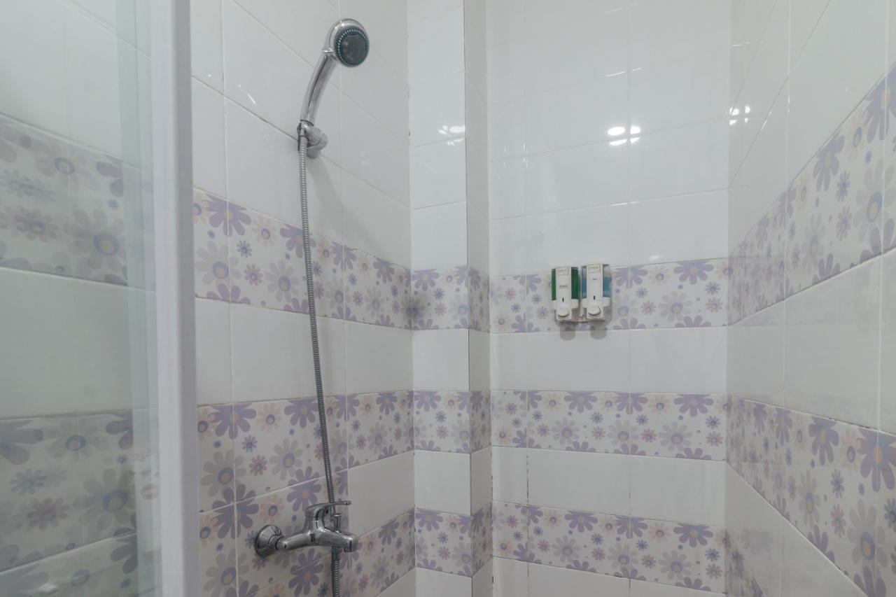 Clean & Comfort Homestay อัมบอน ภายนอก รูปภาพ