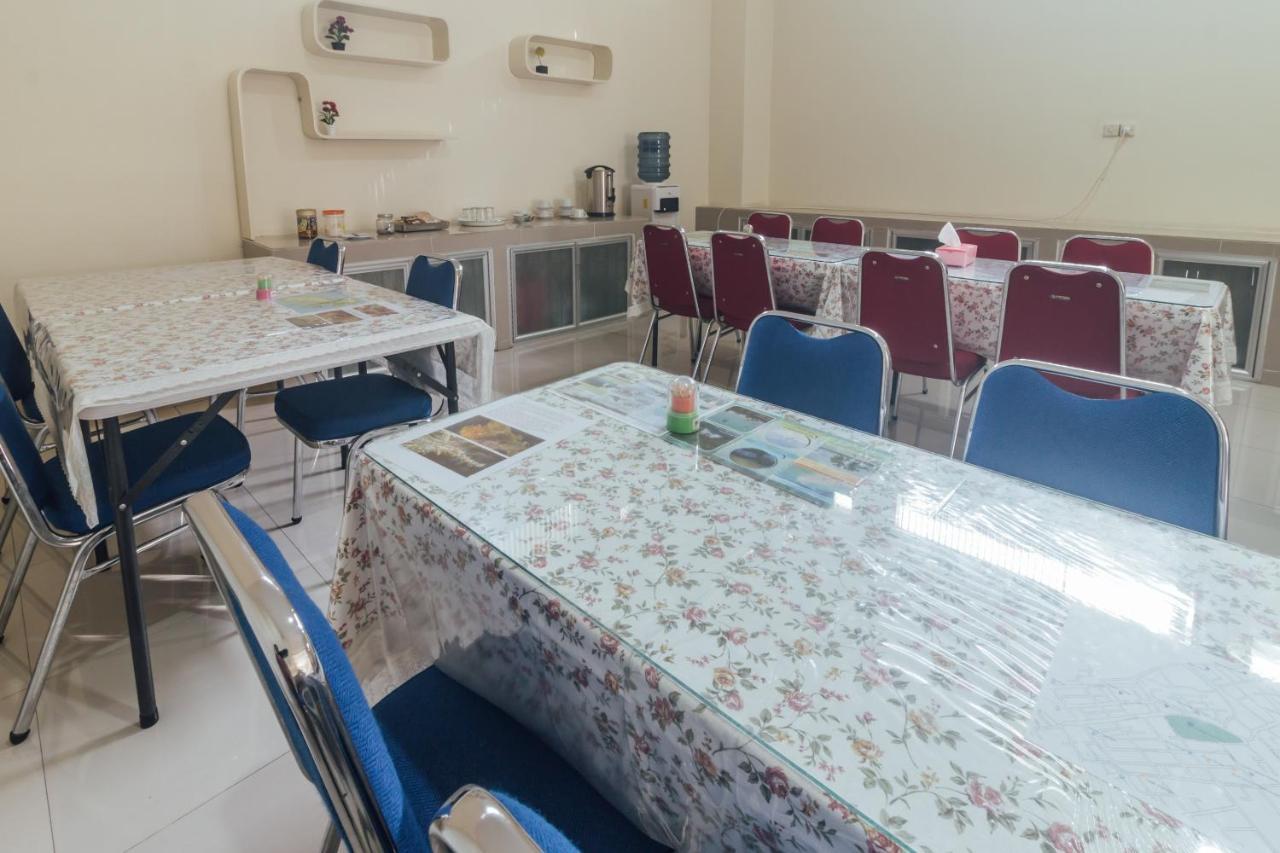 Clean & Comfort Homestay อัมบอน ภายนอก รูปภาพ