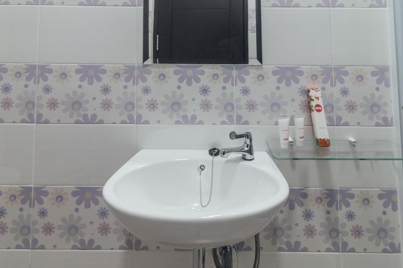 Clean & Comfort Homestay อัมบอน ภายนอก รูปภาพ