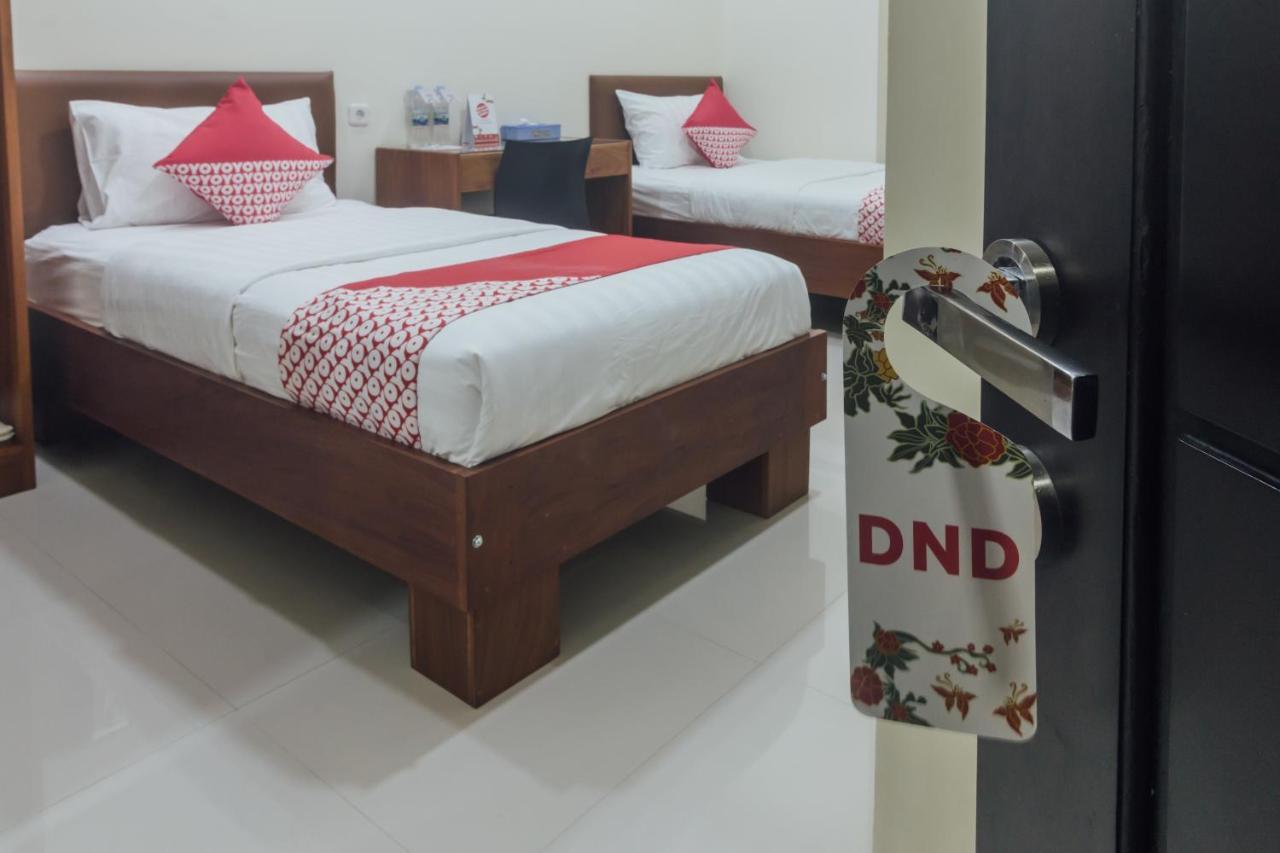 Clean & Comfort Homestay อัมบอน ภายนอก รูปภาพ