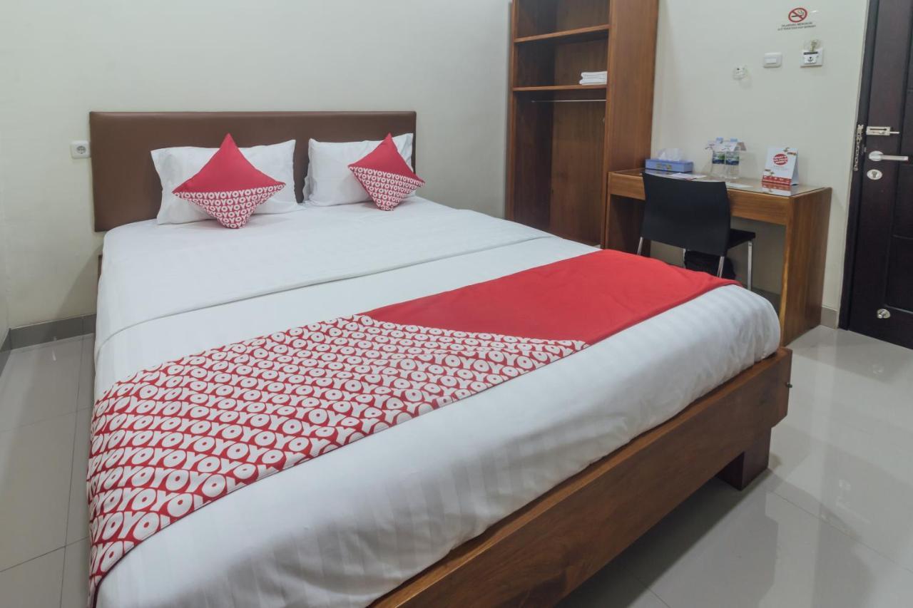Clean & Comfort Homestay อัมบอน ภายนอก รูปภาพ