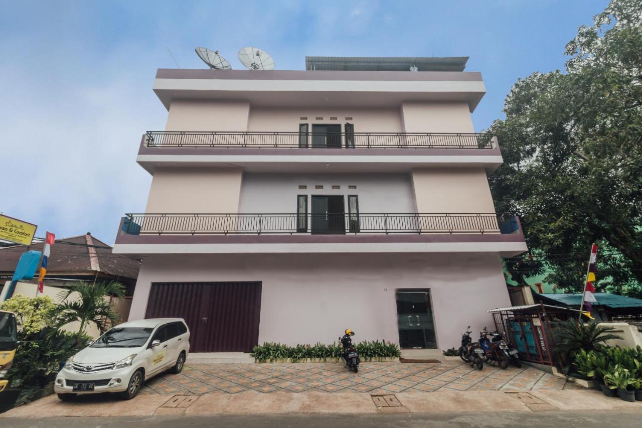 Clean & Comfort Homestay อัมบอน ภายนอก รูปภาพ