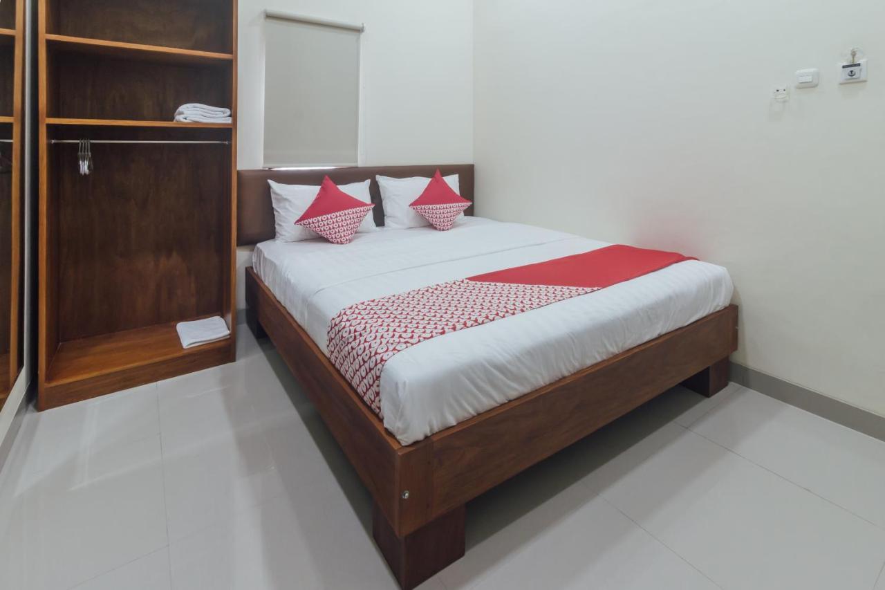 Clean & Comfort Homestay อัมบอน ภายนอก รูปภาพ