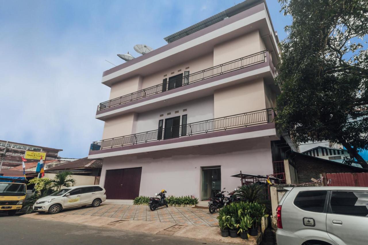 Clean & Comfort Homestay อัมบอน ภายนอก รูปภาพ