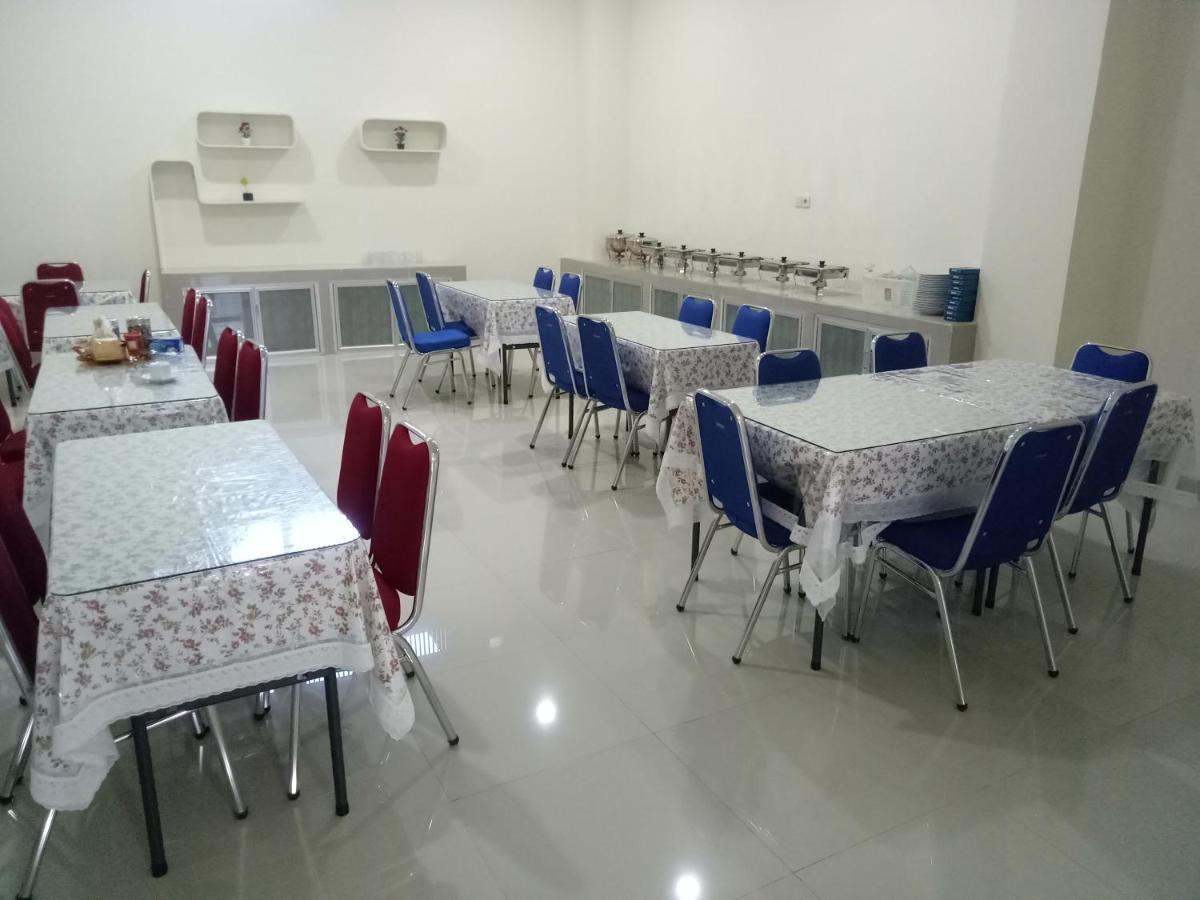 Clean & Comfort Homestay อัมบอน ภายนอก รูปภาพ