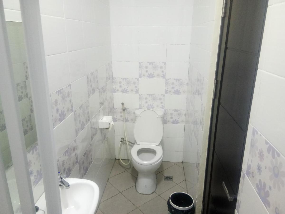Clean & Comfort Homestay อัมบอน ภายนอก รูปภาพ